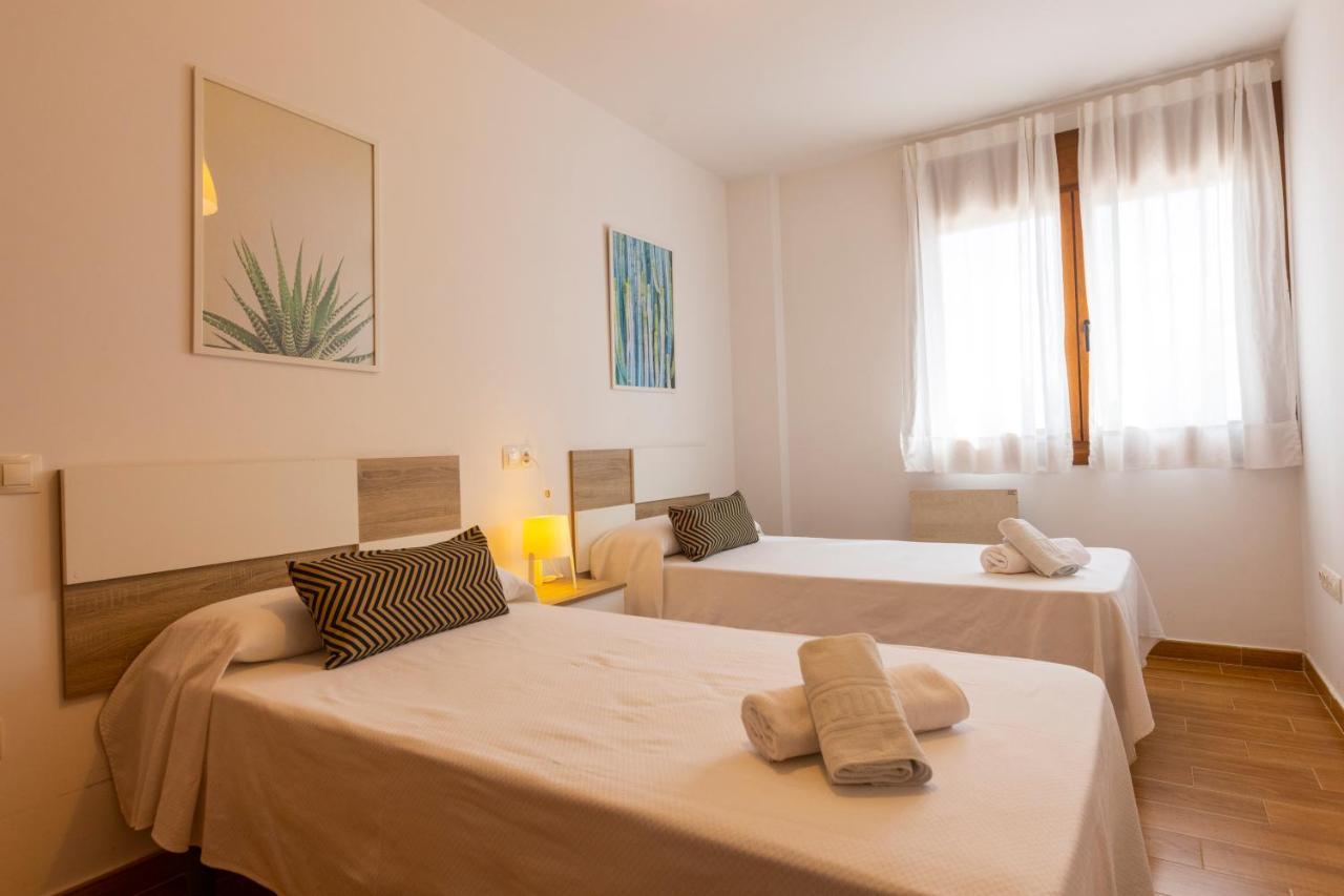 Apartagal-Playa De Llas, Foz Esterno foto